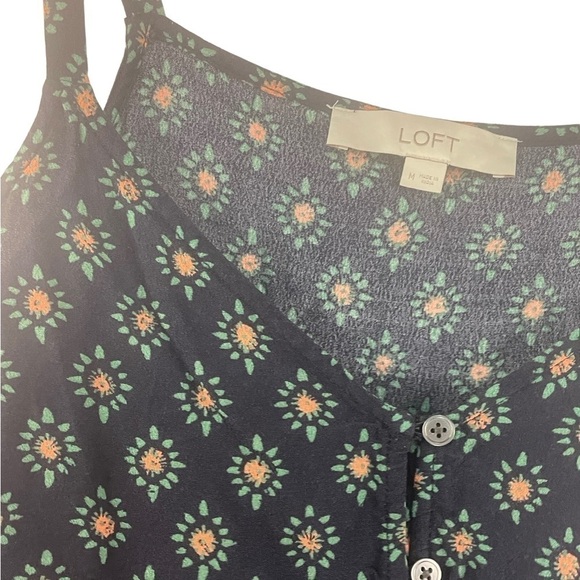 Loft navy tank top with a peplum hem. Super cute summer top. Women’s Medium. - Picture 4 of 4